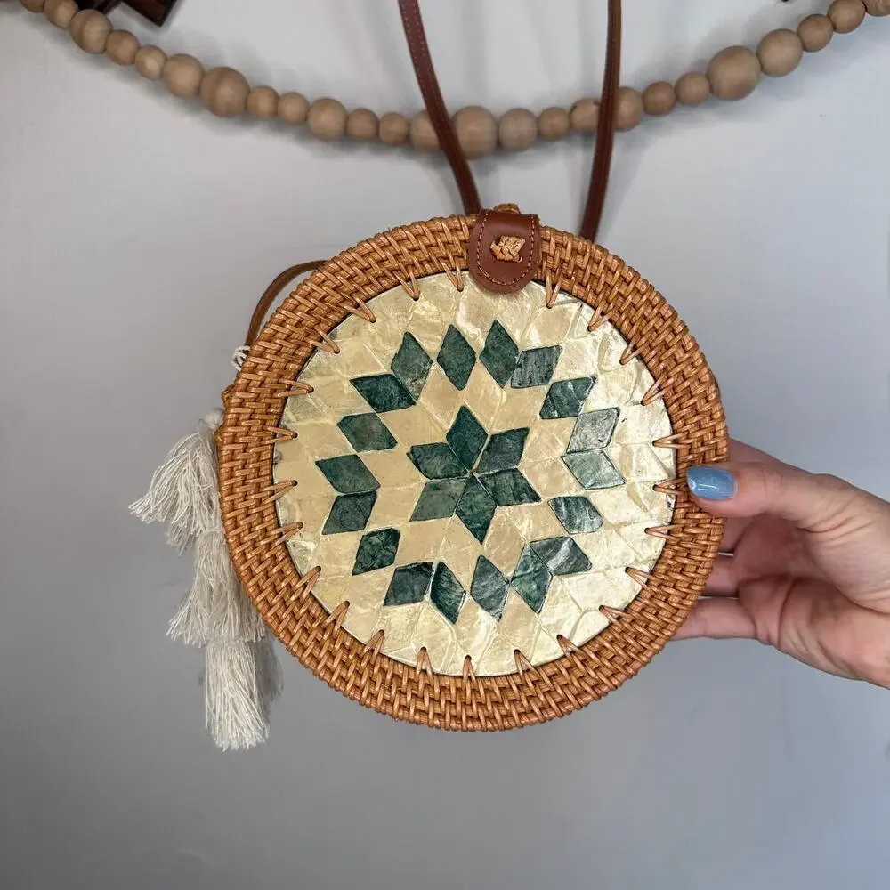 Handwoven Rattan Clutch Round Wicker Seashell Bag